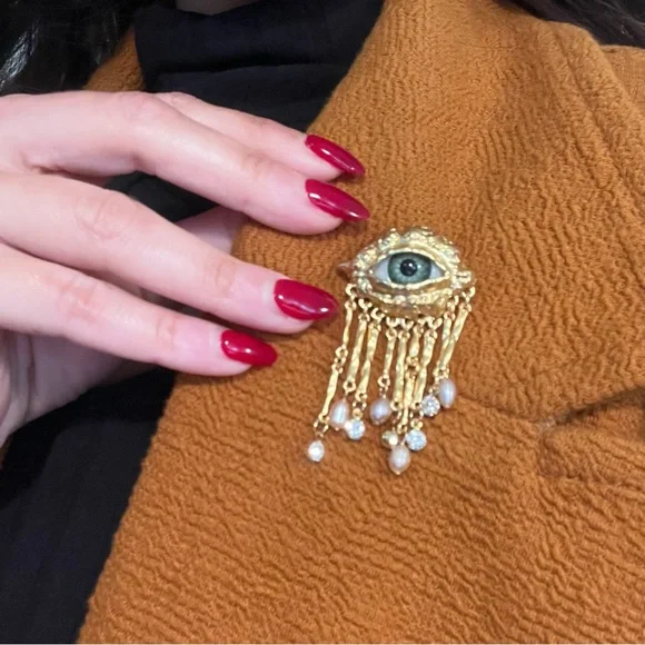 Lovers Eye Victorian Style Brooch Lapel Pin. Women's Vintage Eye Baroque Tassels - Picture 3 of 7